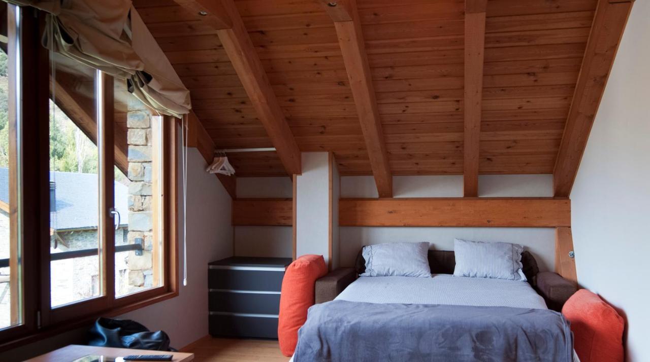 Couette-café Congost 3*